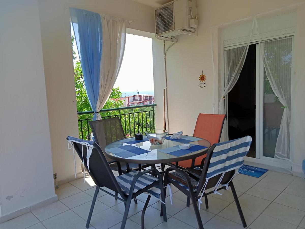 Oasis Apartment เนอา มิคานิโอนา ภายนอก รูปภาพ